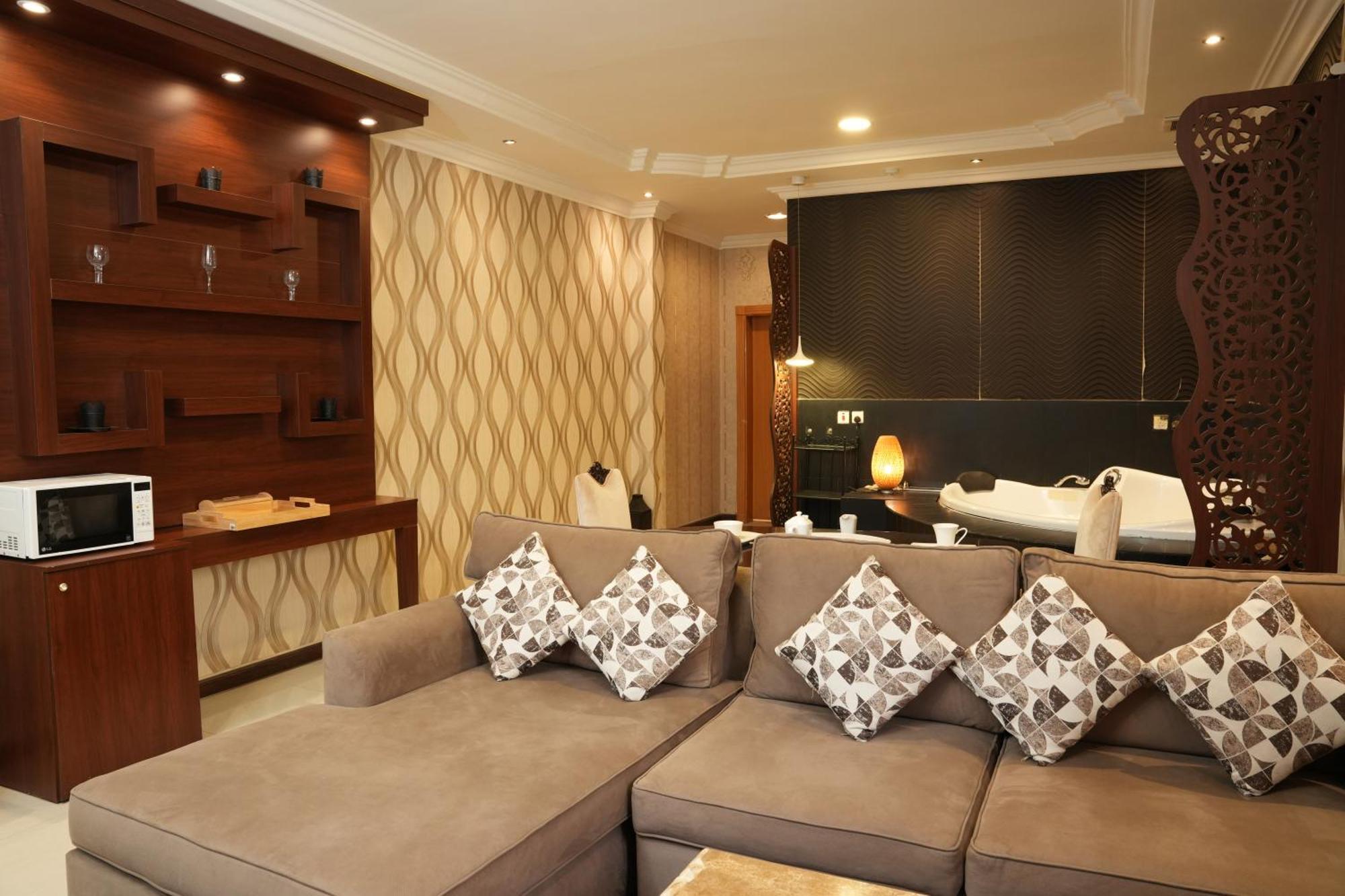 Al Joon Aparthotel 3*
