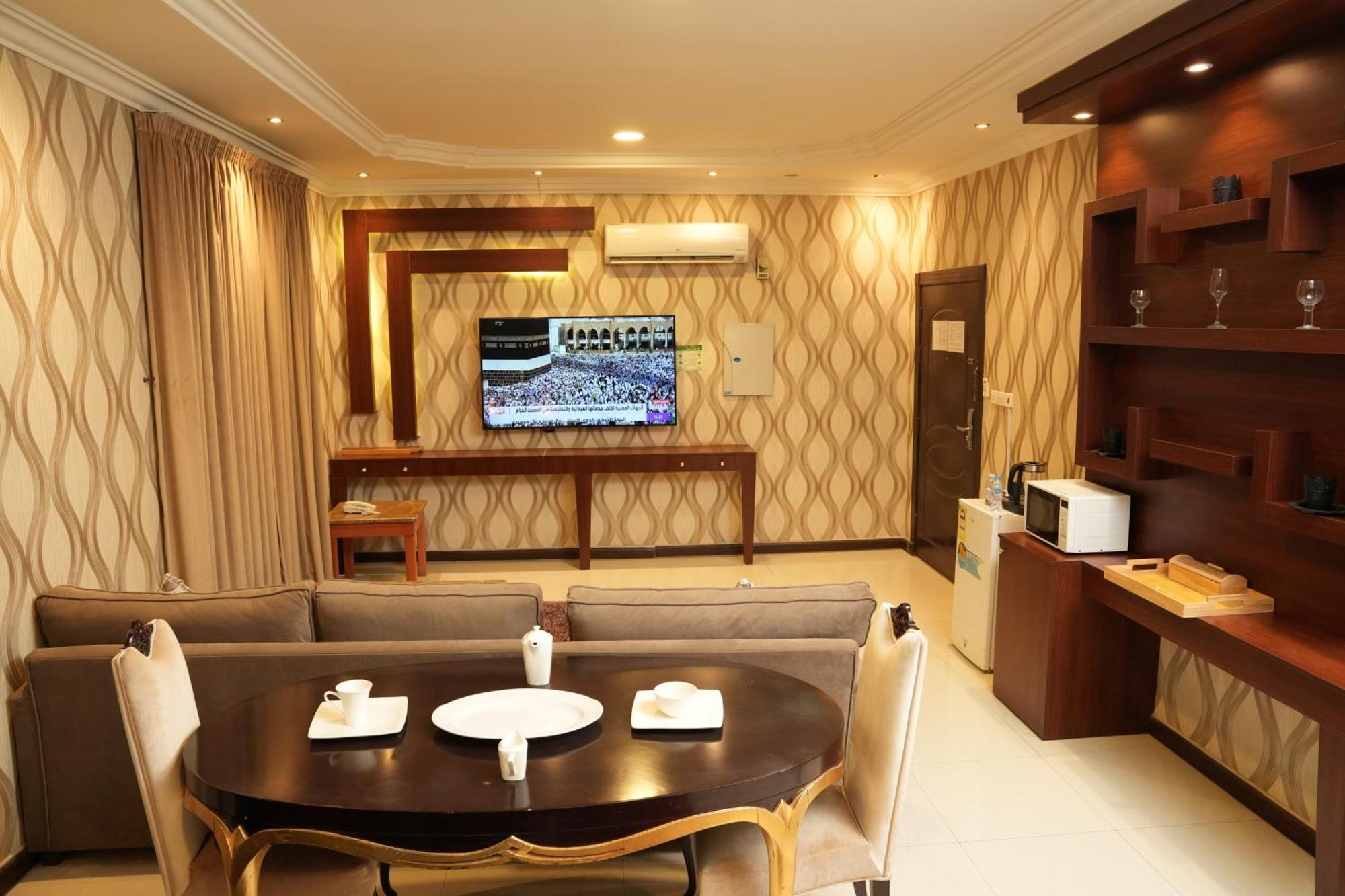 Al Joon Aparthotel